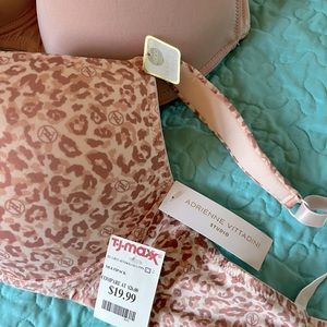 3 new with tags Bras.  40DD